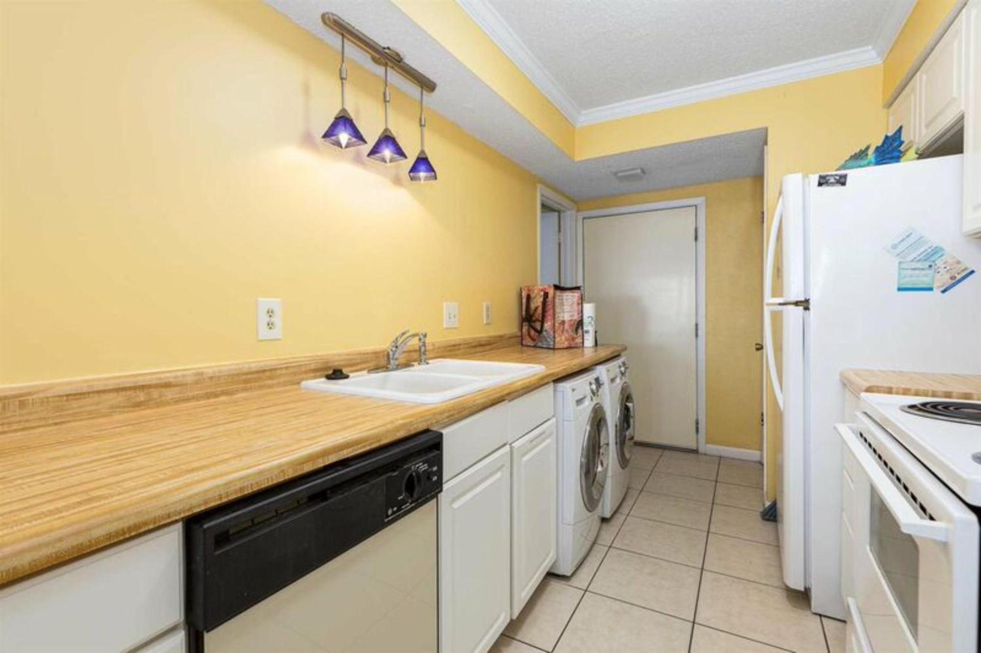 Island Shores Ii Apartment